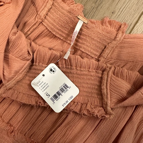 Women’s Free People off the shoulder dress, NWT, size small - Picture 5 of 5